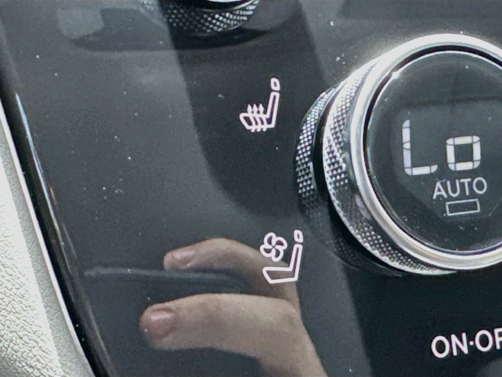 New 2027 INFINITI QX60 Luxe w/ Cargo Package FWD image 21
