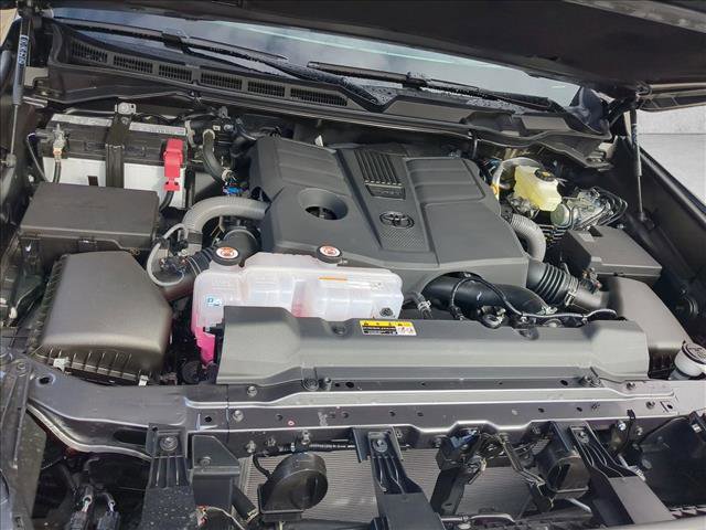 New 2026 Toyota Tundra Platinum AWD/4WD image 17