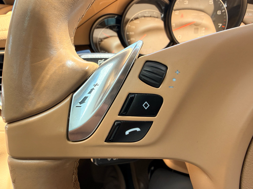 Used 2011 Porsche Panamera S RWD image 17