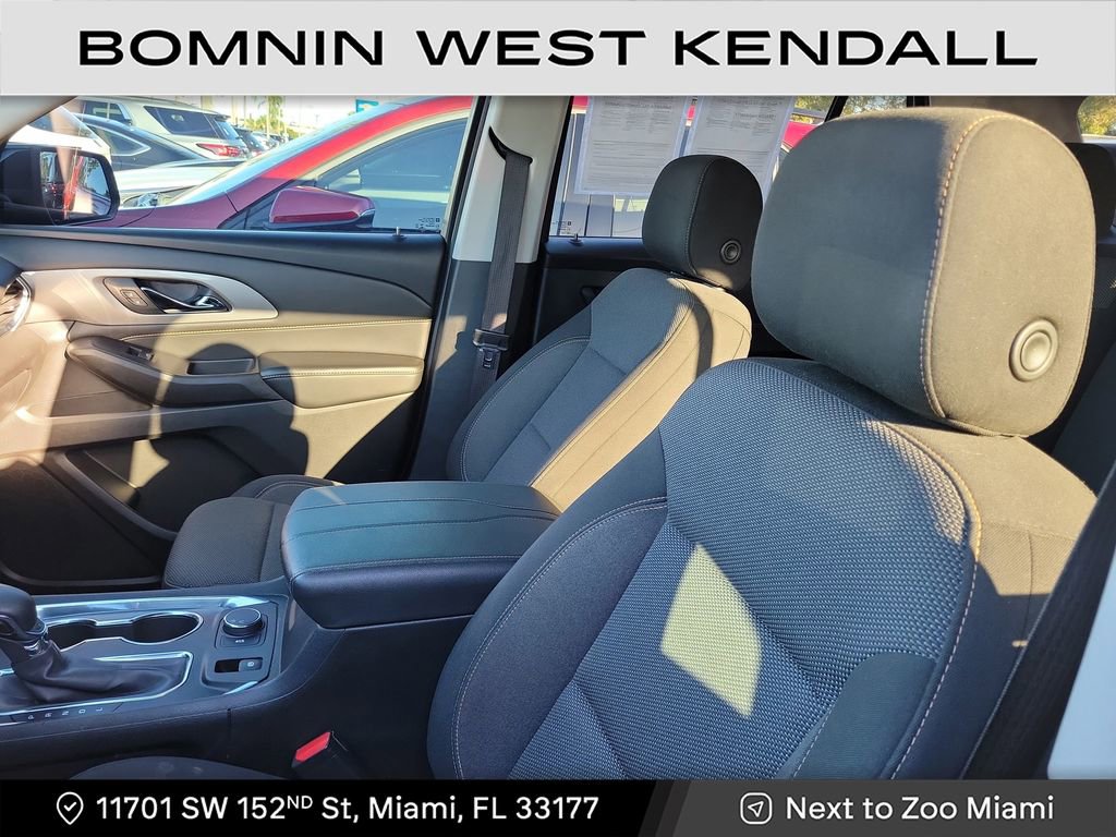 Used 2021 Chevrolet Traverse LS image 6