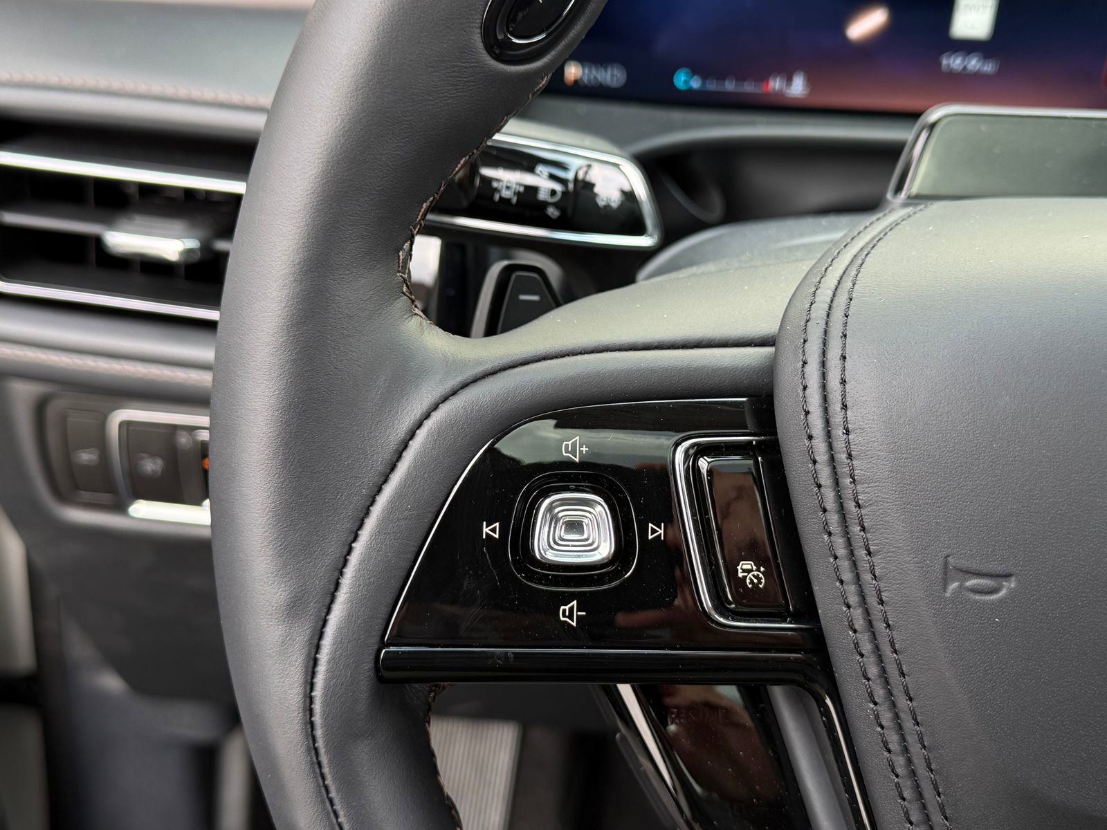 New 2026 Lincoln Aviator Reserve image 33