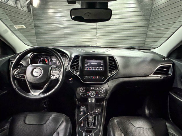 Used 2020 Jeep Cherokee Latitude Lux w/ Comfort/Convenience Group image 11