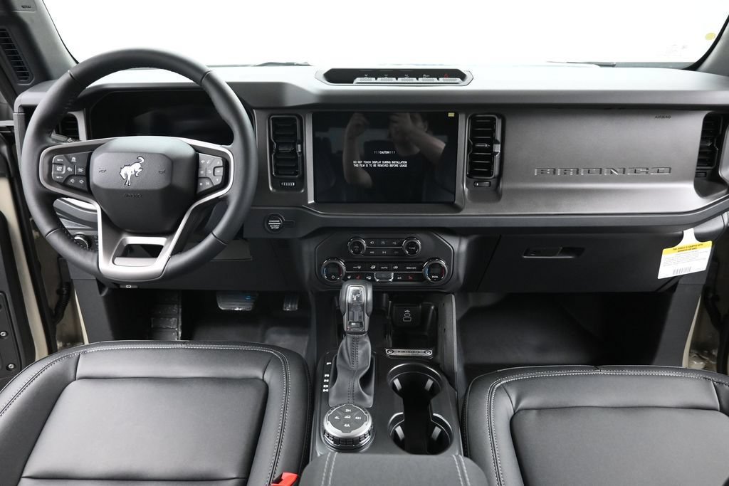 New 2026 Ford Bronco Badlands AWD/4WD image 14