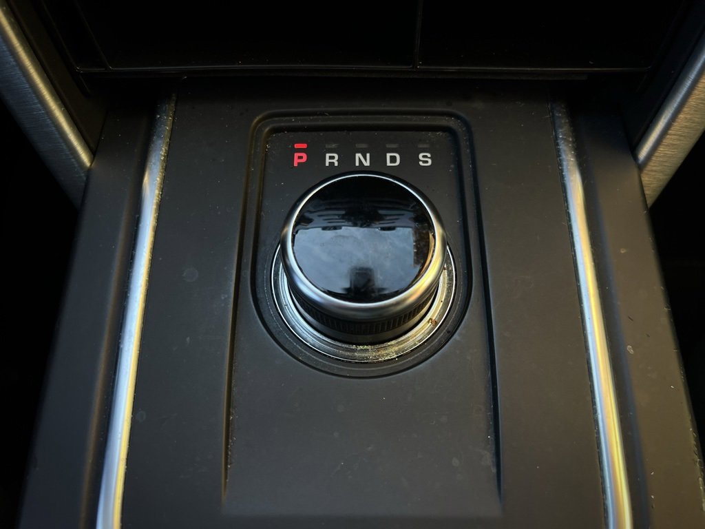 Used 2019 Land Rover Discovery Sport SE image 47