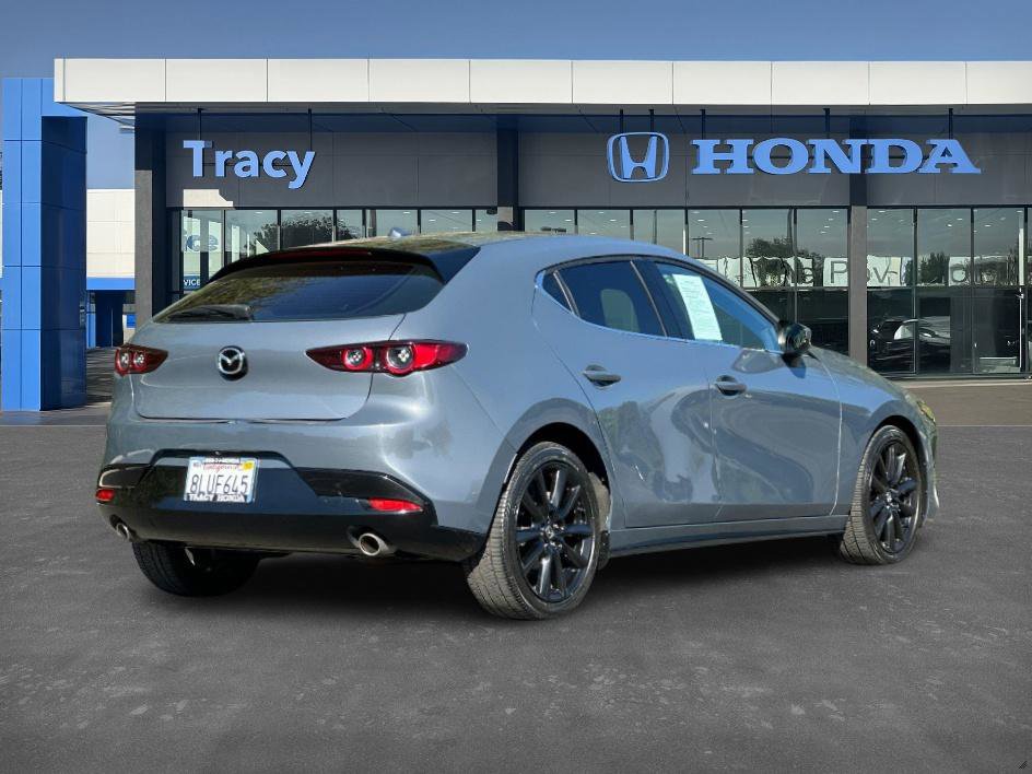 Used 2020 MAZDA MAZDA3 Hatchback w/ Premium Package image 6