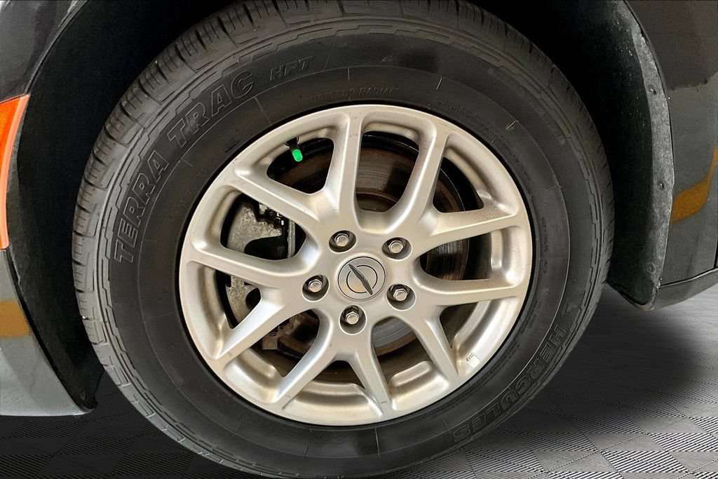 Used 2024 Chrysler Pacifica Touring-L FWD image 34