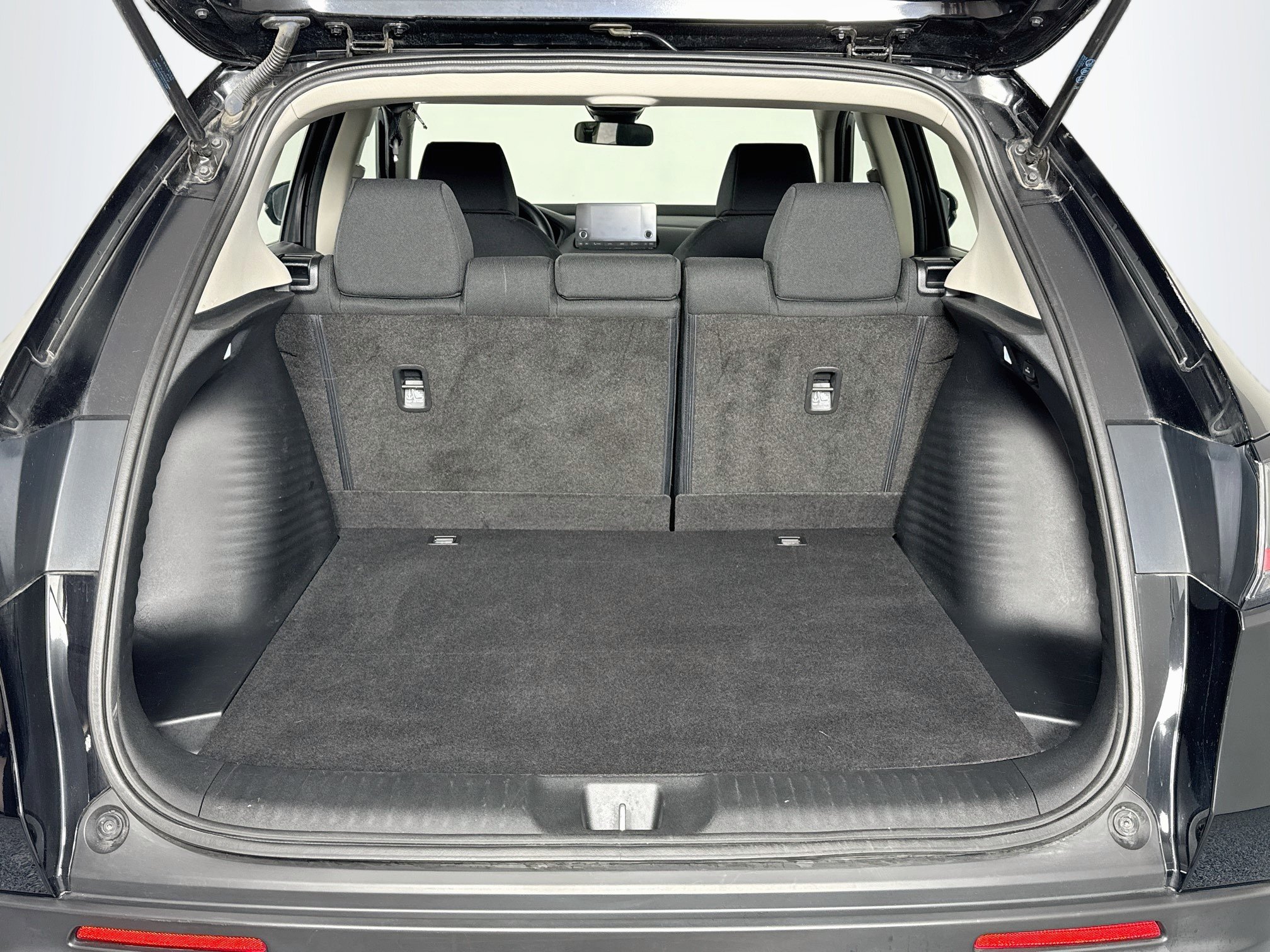 Certified 2023 Honda HR-V LX image 23