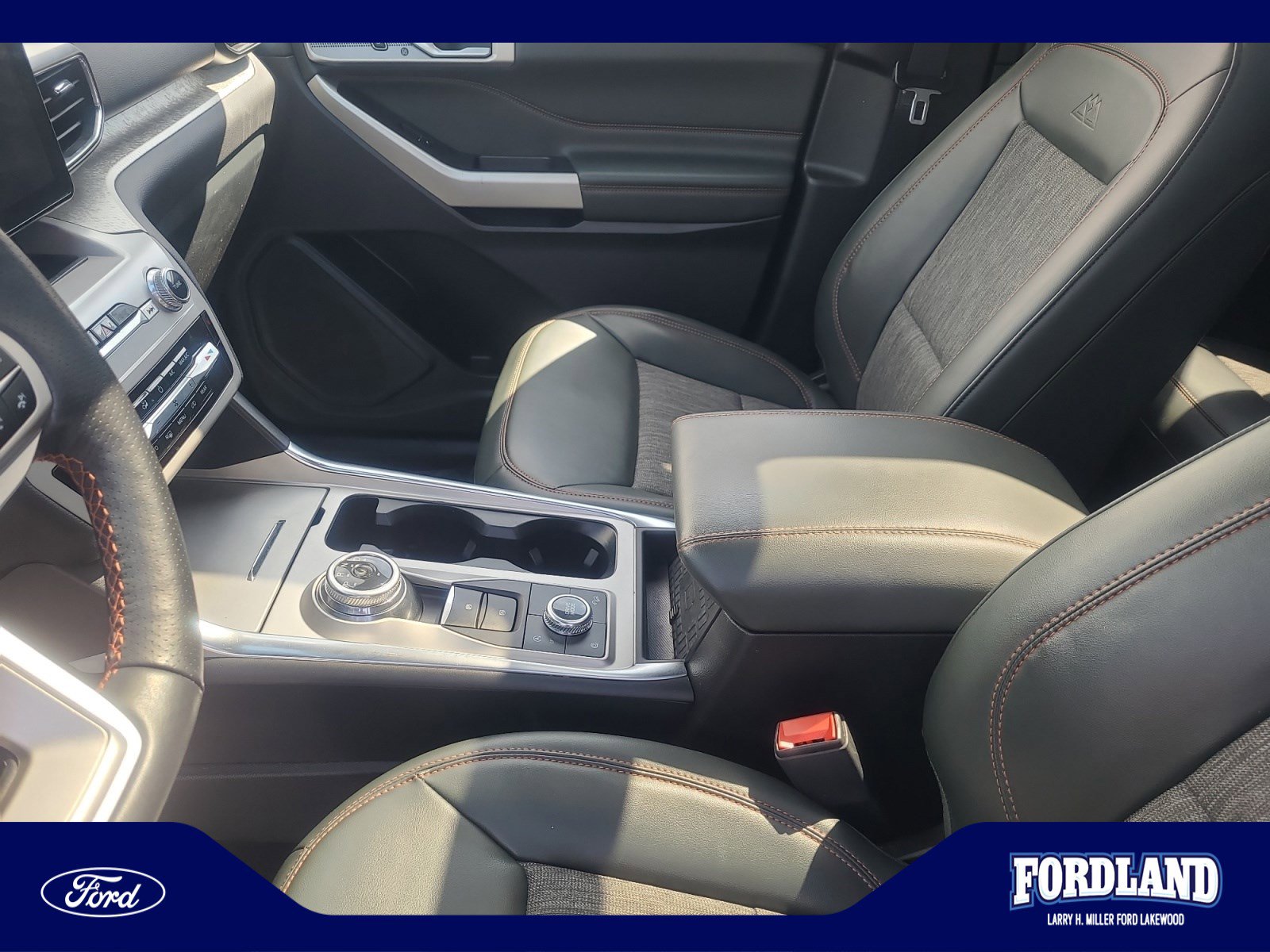Used 2023 Ford Explorer Timberline w/ Timberline Technology Package AWD/4WD image 15