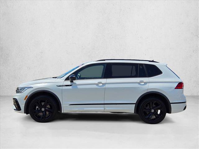 Used 2024 Volkswagen Tiguan SE R-Line FWD image 8