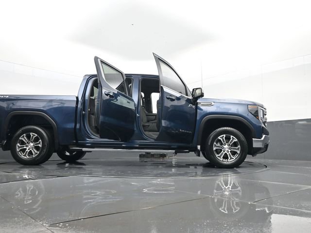 Used 2023 GMC Sierra 1500 SLE image 31