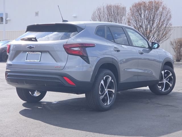 New 2026 Chevrolet Trax RS w/ Driver Confidence Package FWD image 17