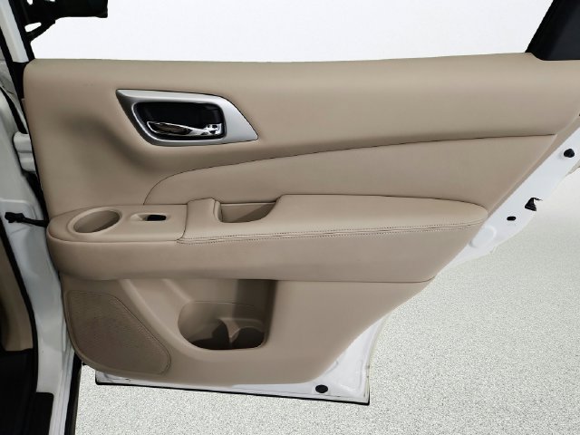 Used 2019 Nissan Pathfinder SL FWD image 27