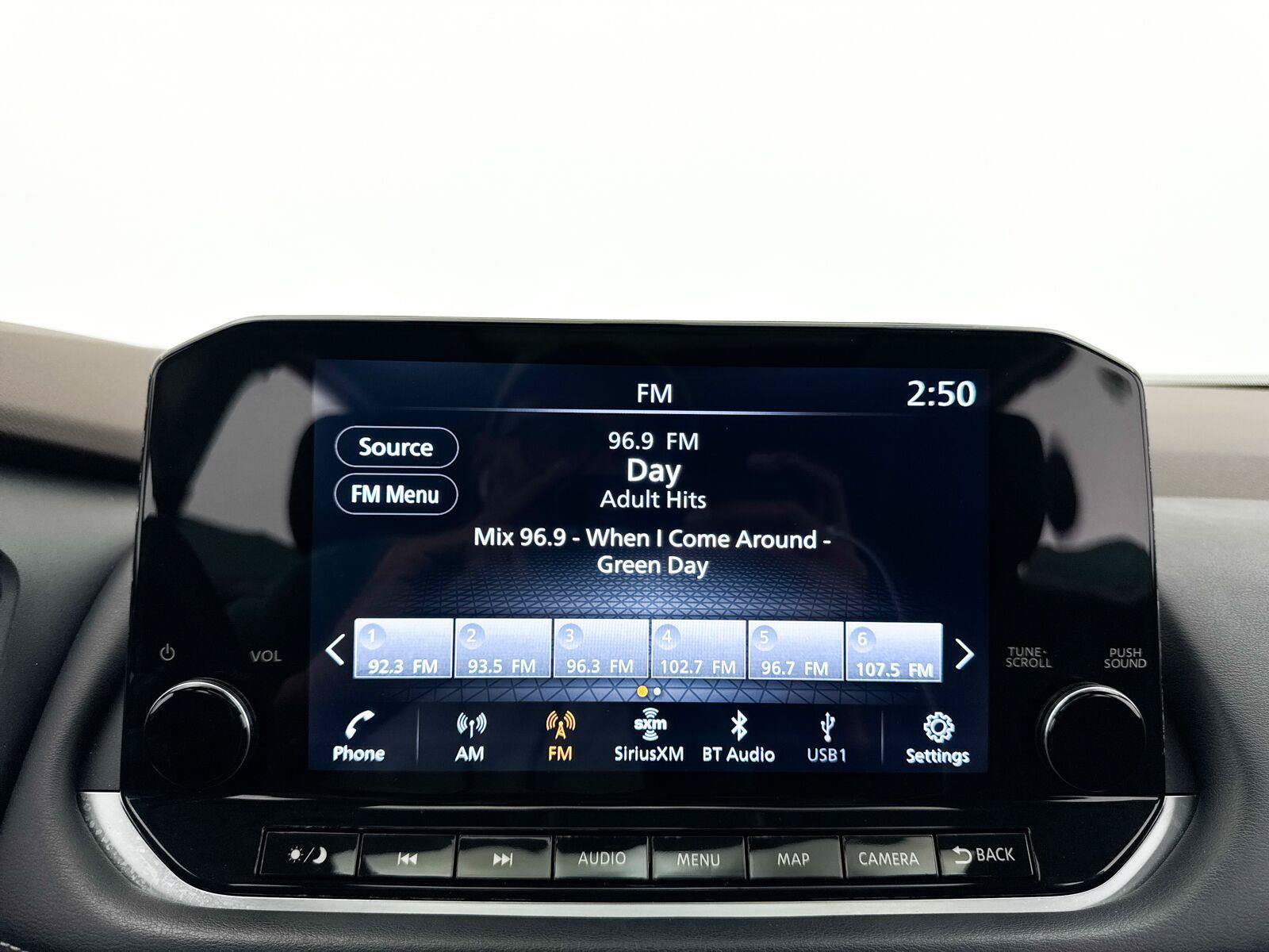 Used 2023 Nissan Rogue Platinum w/ Platinum Premium Package FWD image 22