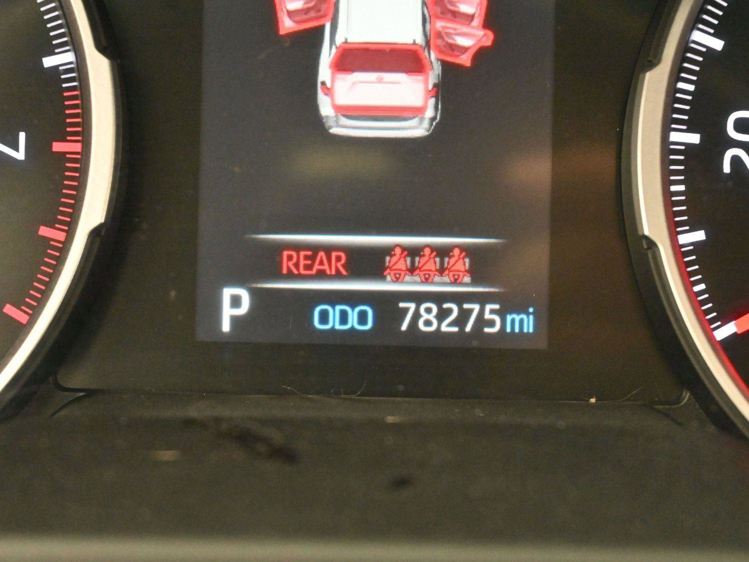 Used 2022 Toyota RAV4 XLE w/ Convenience Package image 20