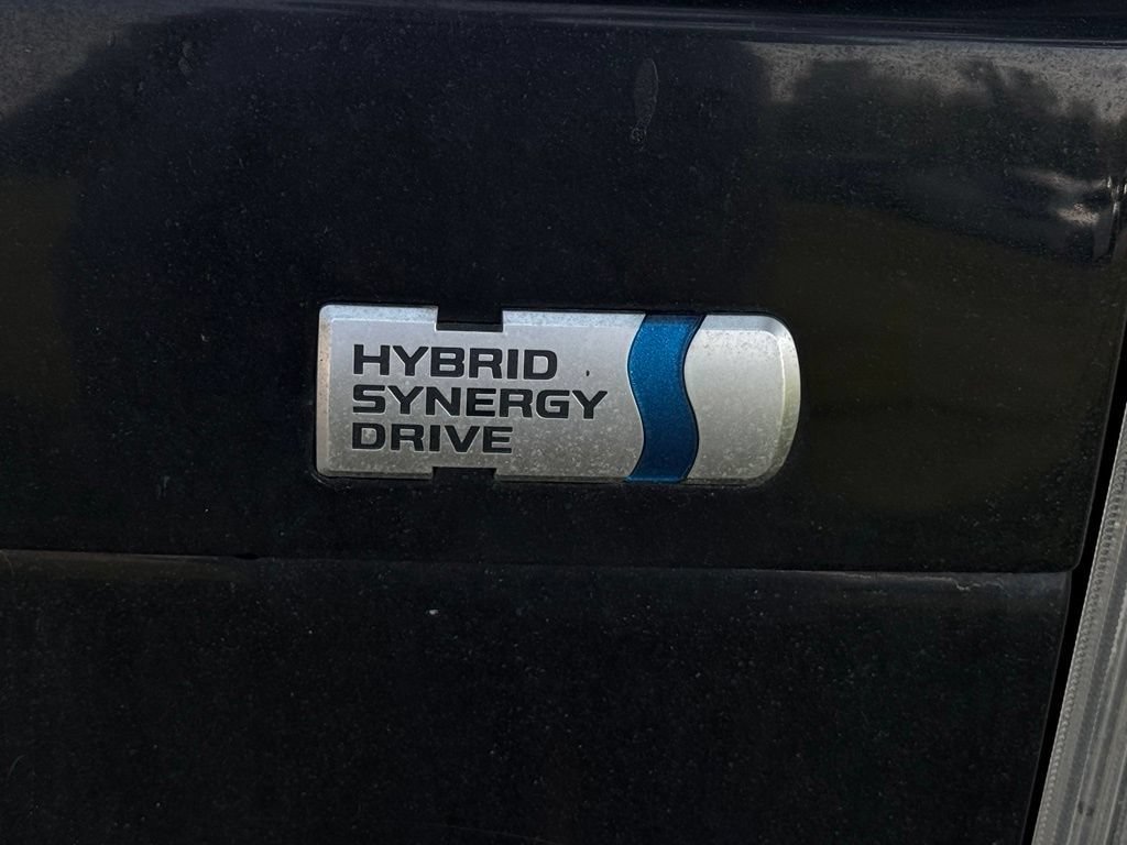 Used 2013 Toyota Prius Persona Series FWD image 28