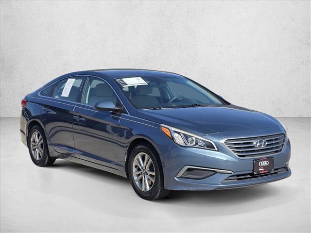 Used 2016 Hyundai Sonata SE image 3