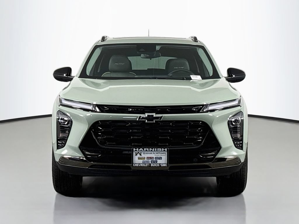New 2026 Chevrolet Trax ACTIV w/ Sunroof Package FWD video 2