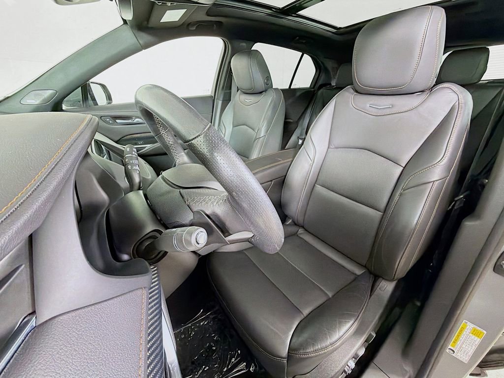 Used 2023 Cadillac XT4 Sport AWD/4WD image 12