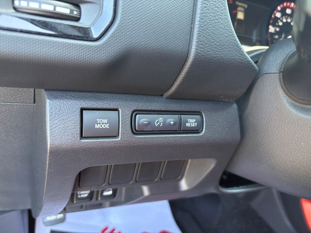 Used 2022 Nissan Frontier PRO-4X w/ Off-Road Protection Package image 30