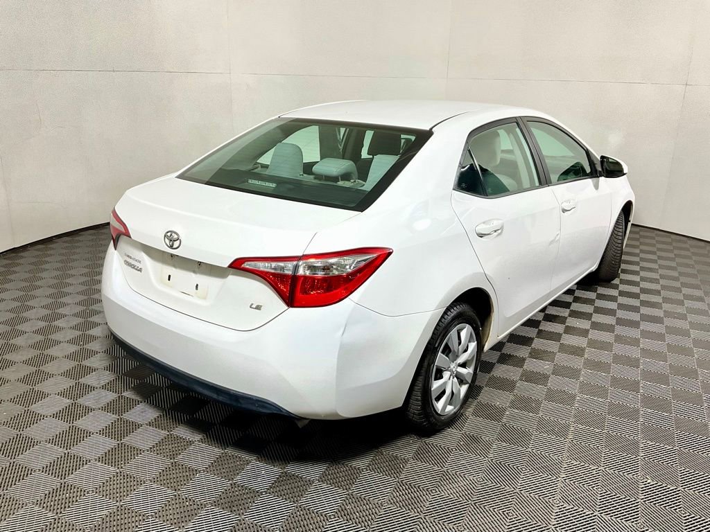 Used 2015 Toyota Corolla LE FWD image 16