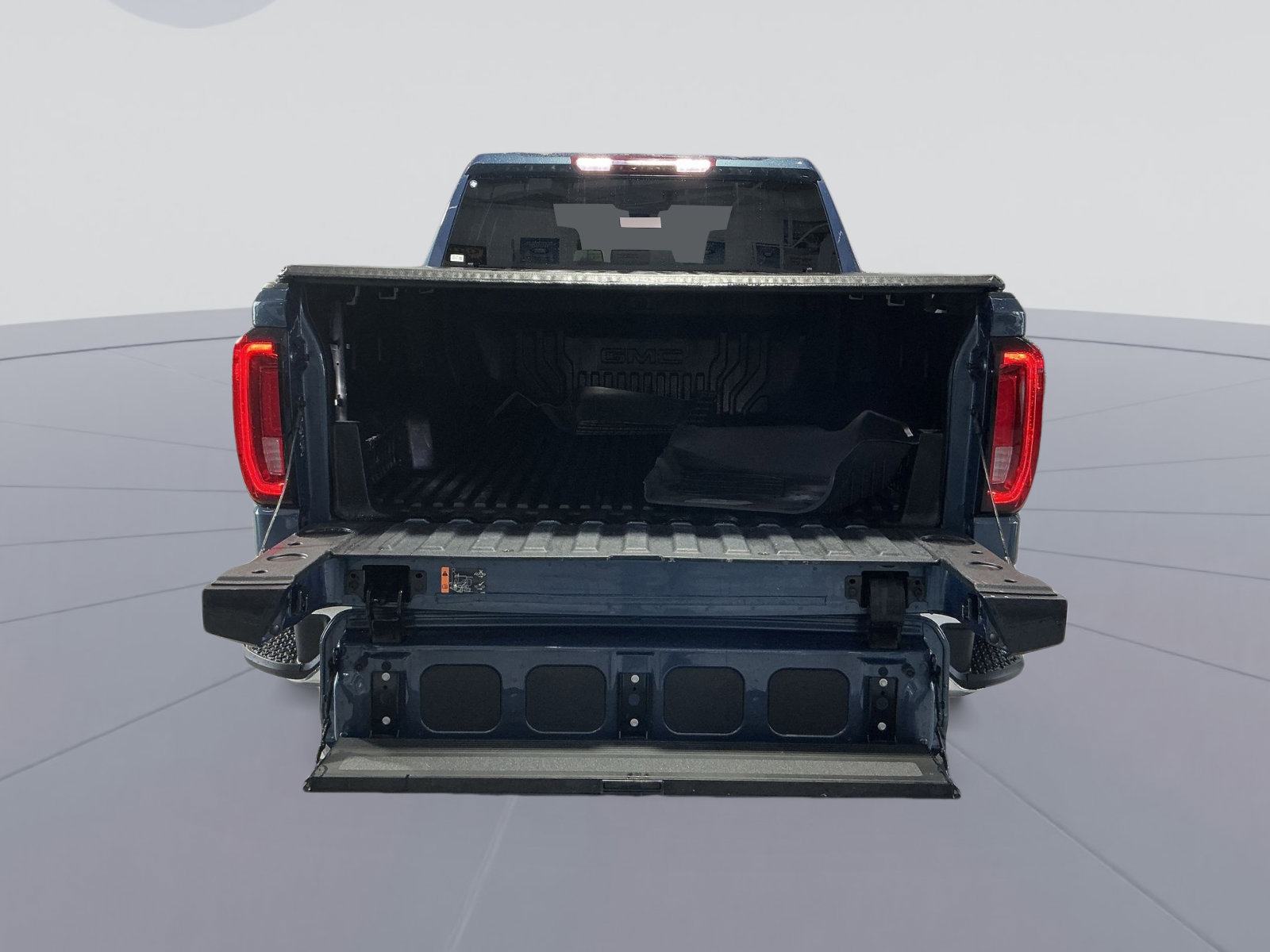 Used 2024 GMC Sierra 1500 SLT w/ X31 Off-Road Package AWD/4WD image 23