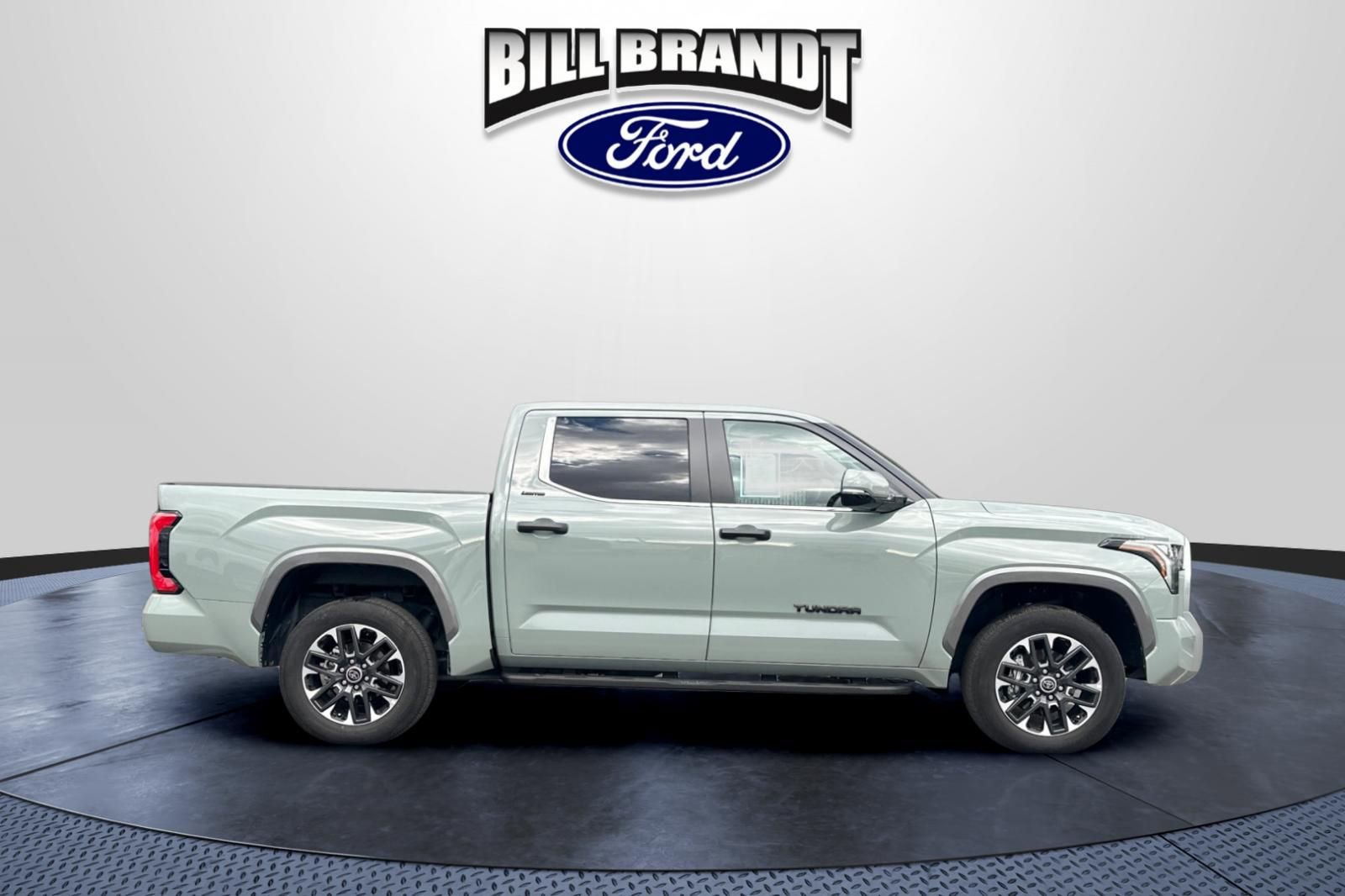 Used 2024 Toyota Tundra Limited AWD/4WD image 2