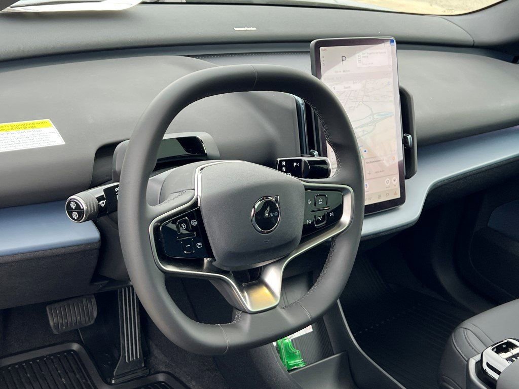 New 2026 Volvo EX30 Plus w/ Protection Package Premier image 15