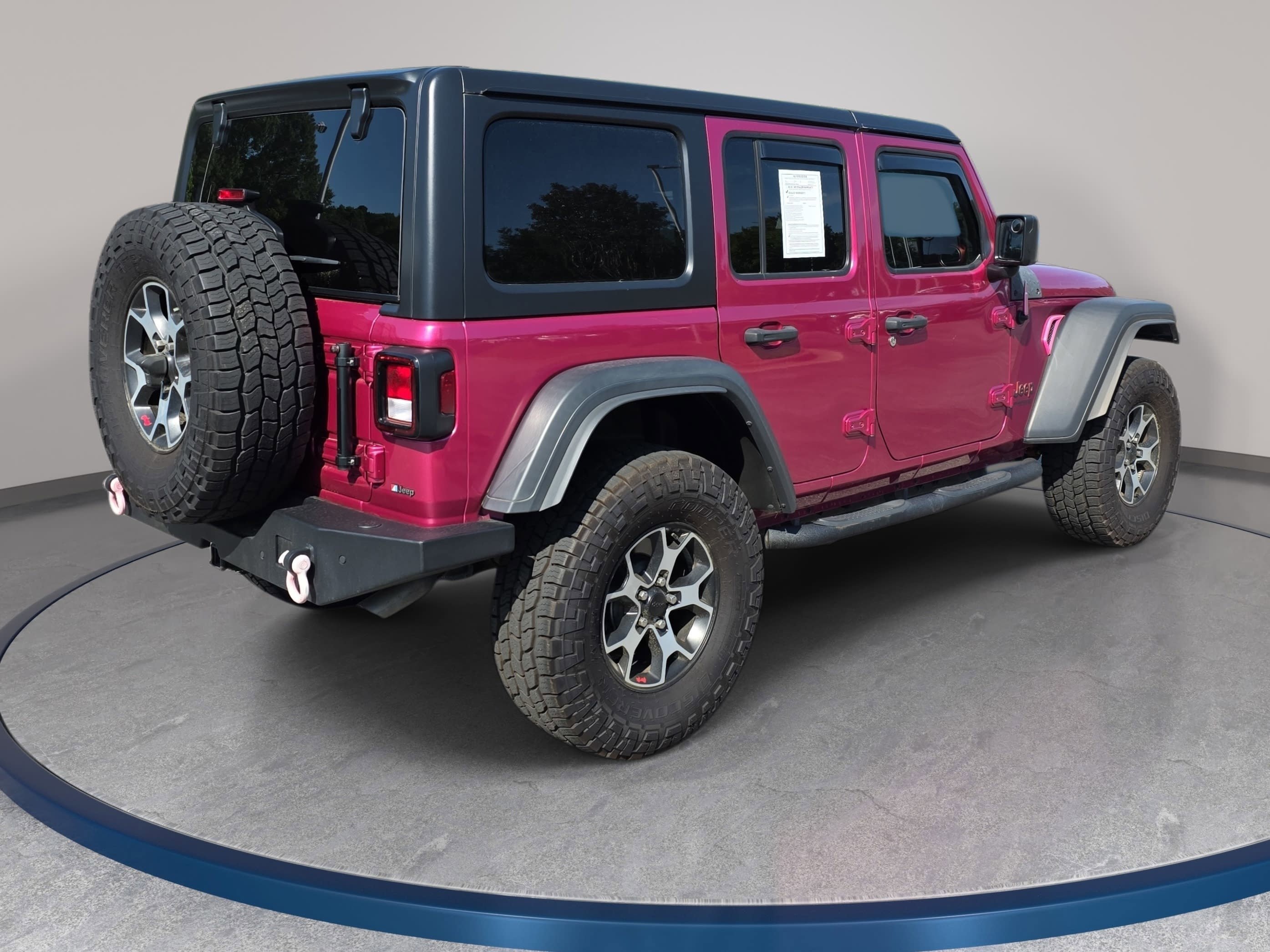 Used 2022 Jeep Wrangler Unlimited Rubicon w/ Cold Weather Group AWD/4WD image 5