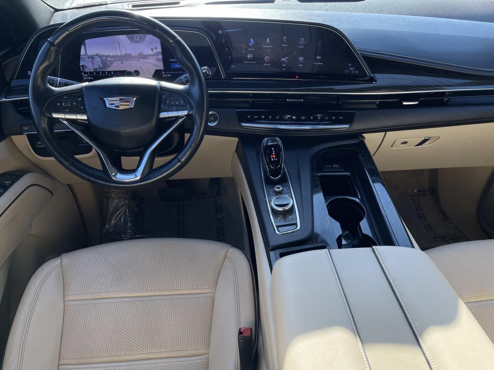 Used 2024 Cadillac Escalade Premium Luxury RWD image 9