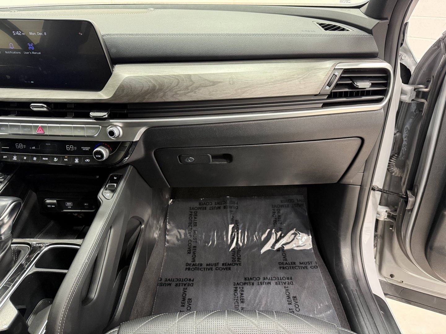 Used 2024 Kia Telluride EX X-Line image 29