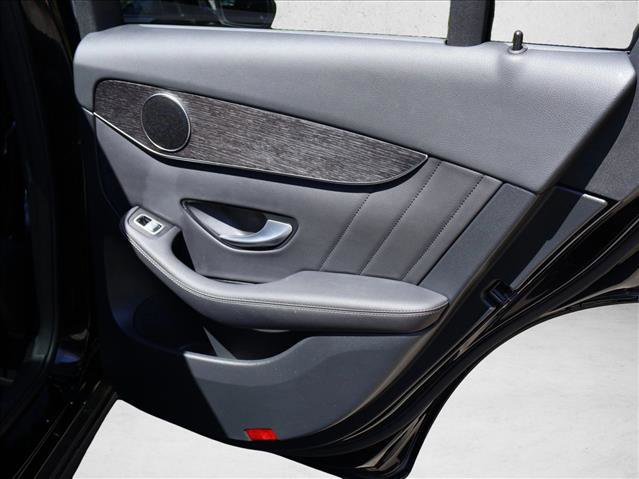 Used 2022 Mercedes-Benz GLC 300 4MATIC image 26