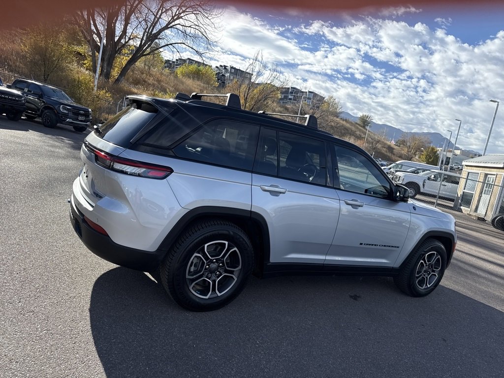 Used 2022 Jeep Grand Cherokee Trailhawk w/ Advanced Protech Group II image 5