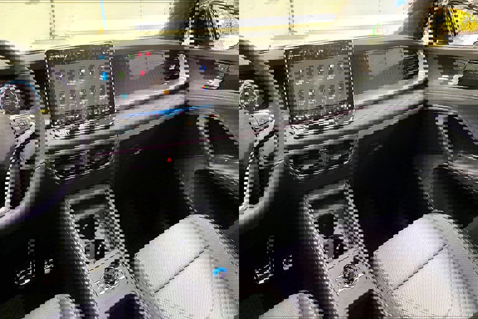 New 2026 Volkswagen Tiguan SE R-Line image 9