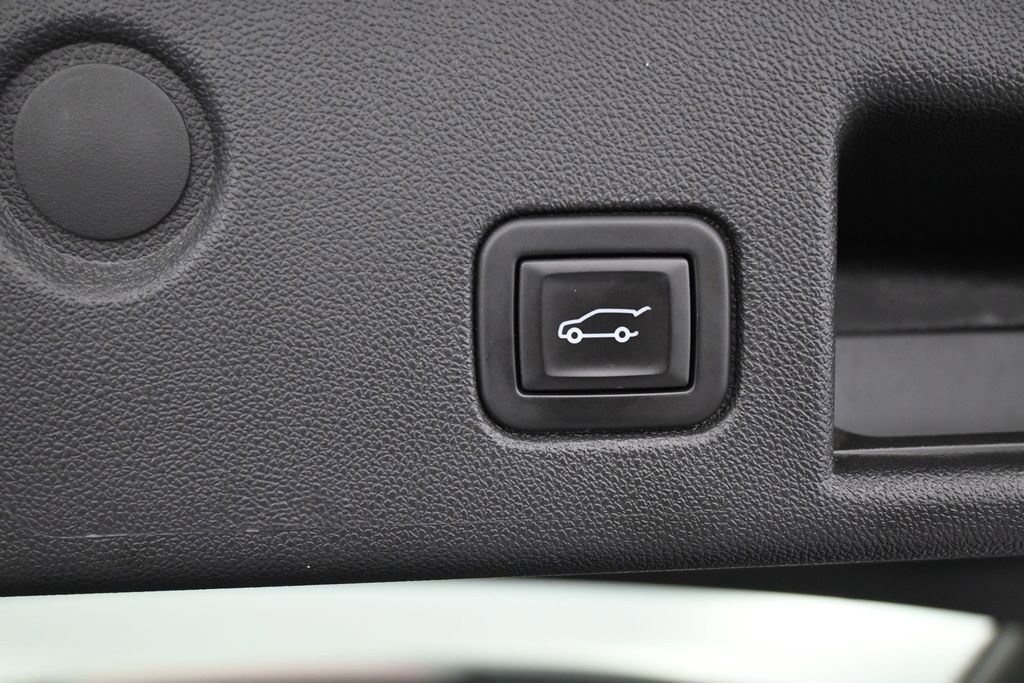 Used 2023 Chevrolet Equinox LT FWD image 33
