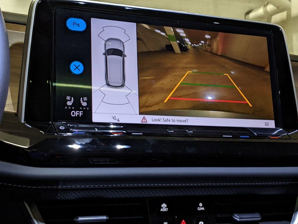 New 2026 Volkswagen Atlas SE image 17