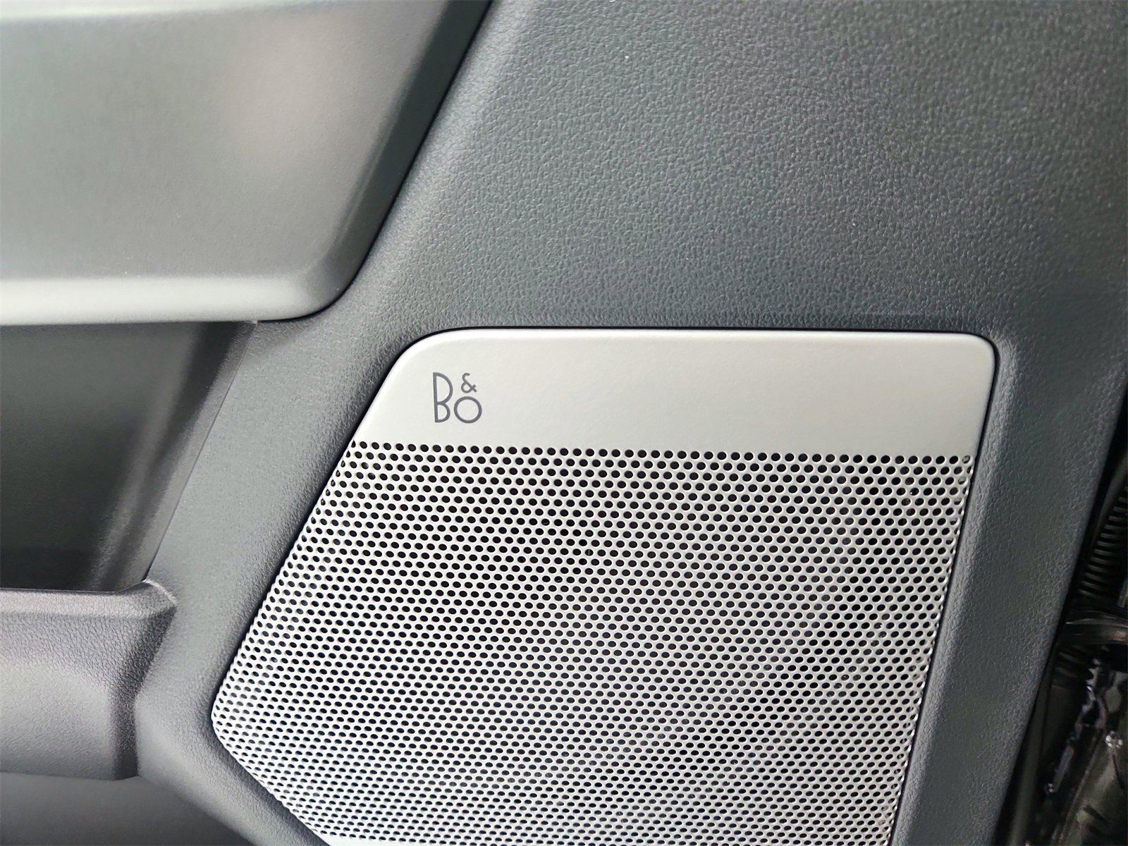 New 2026 Ford F250 Lariat w/ Black Appearance Package image 34