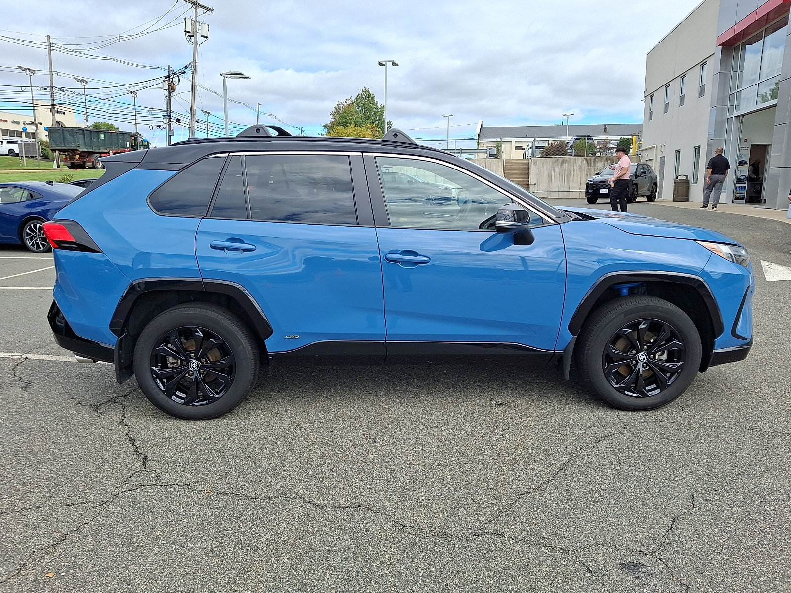 Certified 2024 Toyota RAV4 XSE w/ Advanced Technology Package AWD/4WD image 7