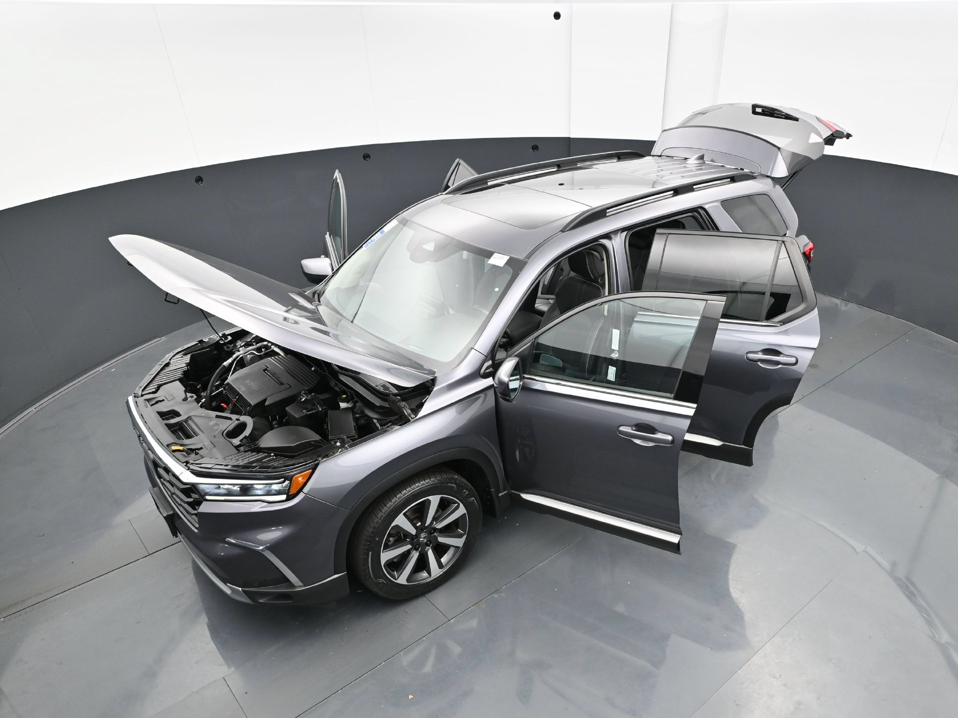 Used 2025 Honda Pilot Touring image 48
