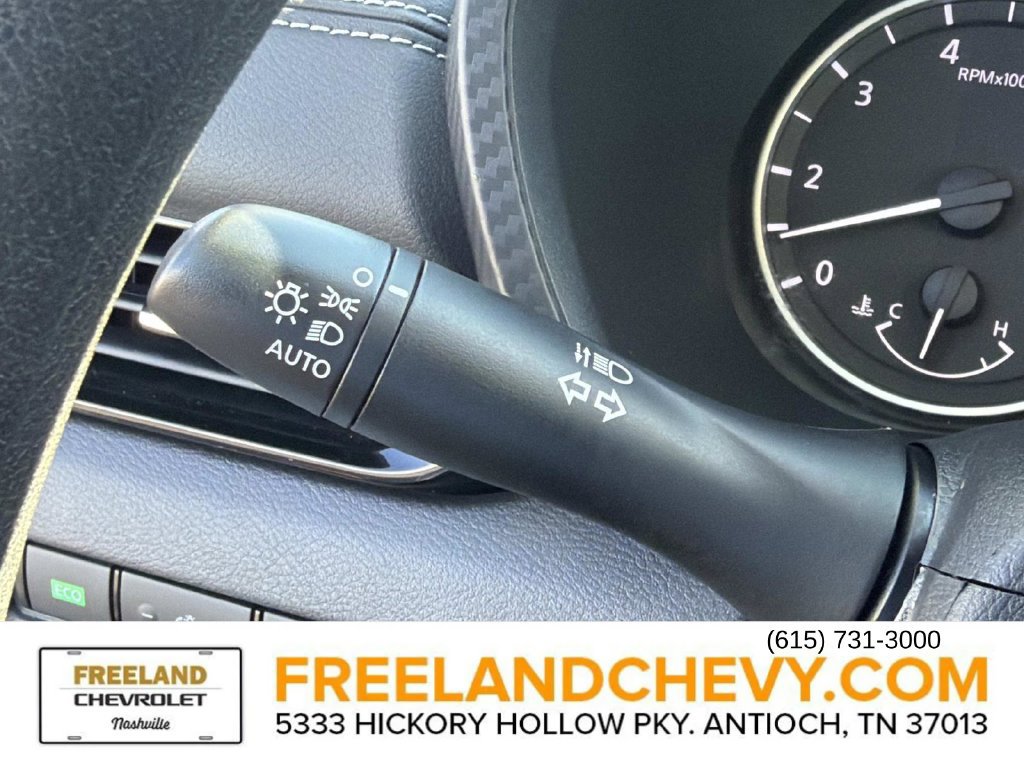 Used 2024 Nissan Sentra SV FWD image 38