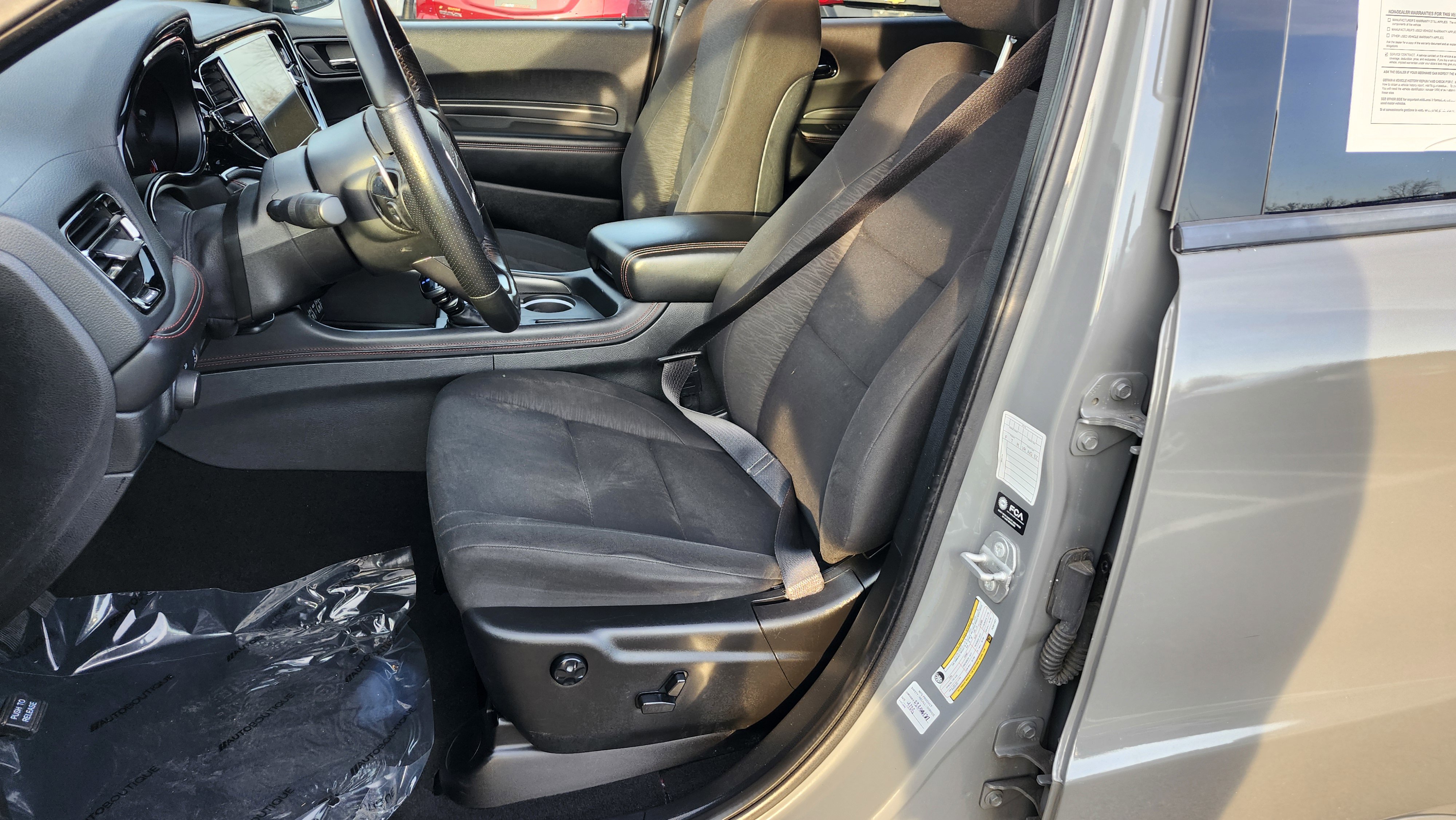 Used 2023 Dodge Durango GT image 25