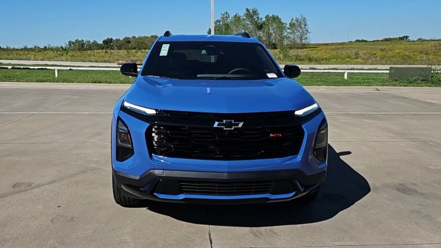 New 2027 Chevrolet Equinox RS w/ LPO, Floor Liner Package FWD image 3