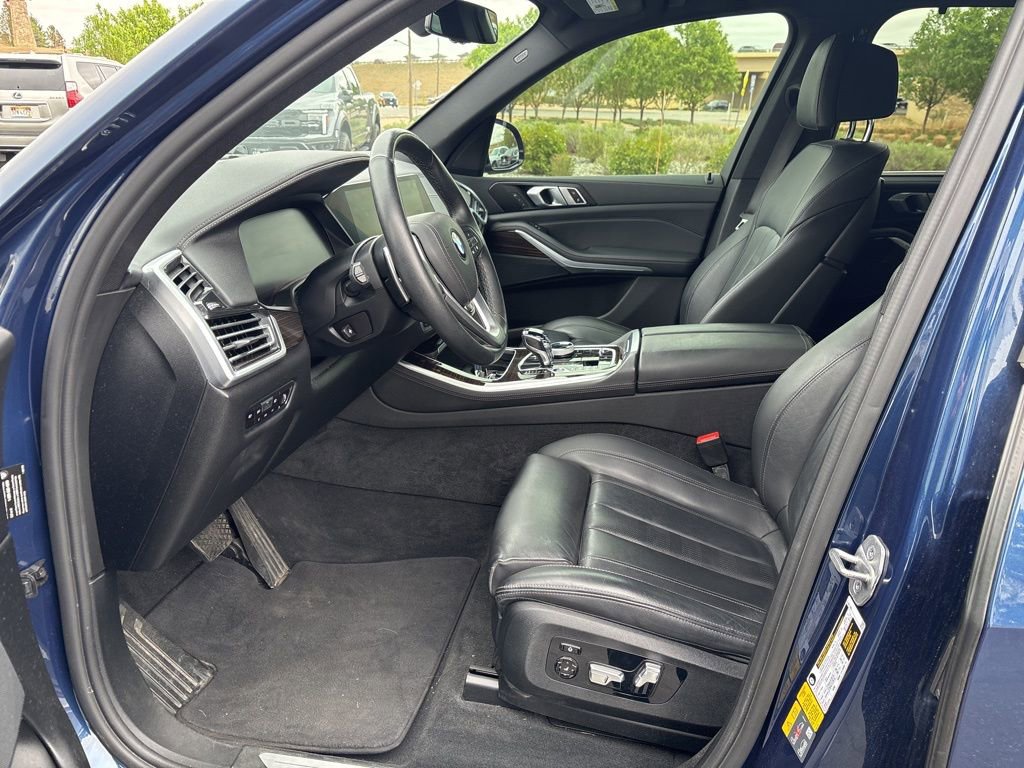 Used 2021 BMW X5 xDrive45e w/ Executive Package 3 AWD/4WD image 10
