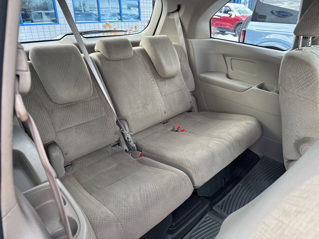 Used 2015 Honda Odyssey LX image 39