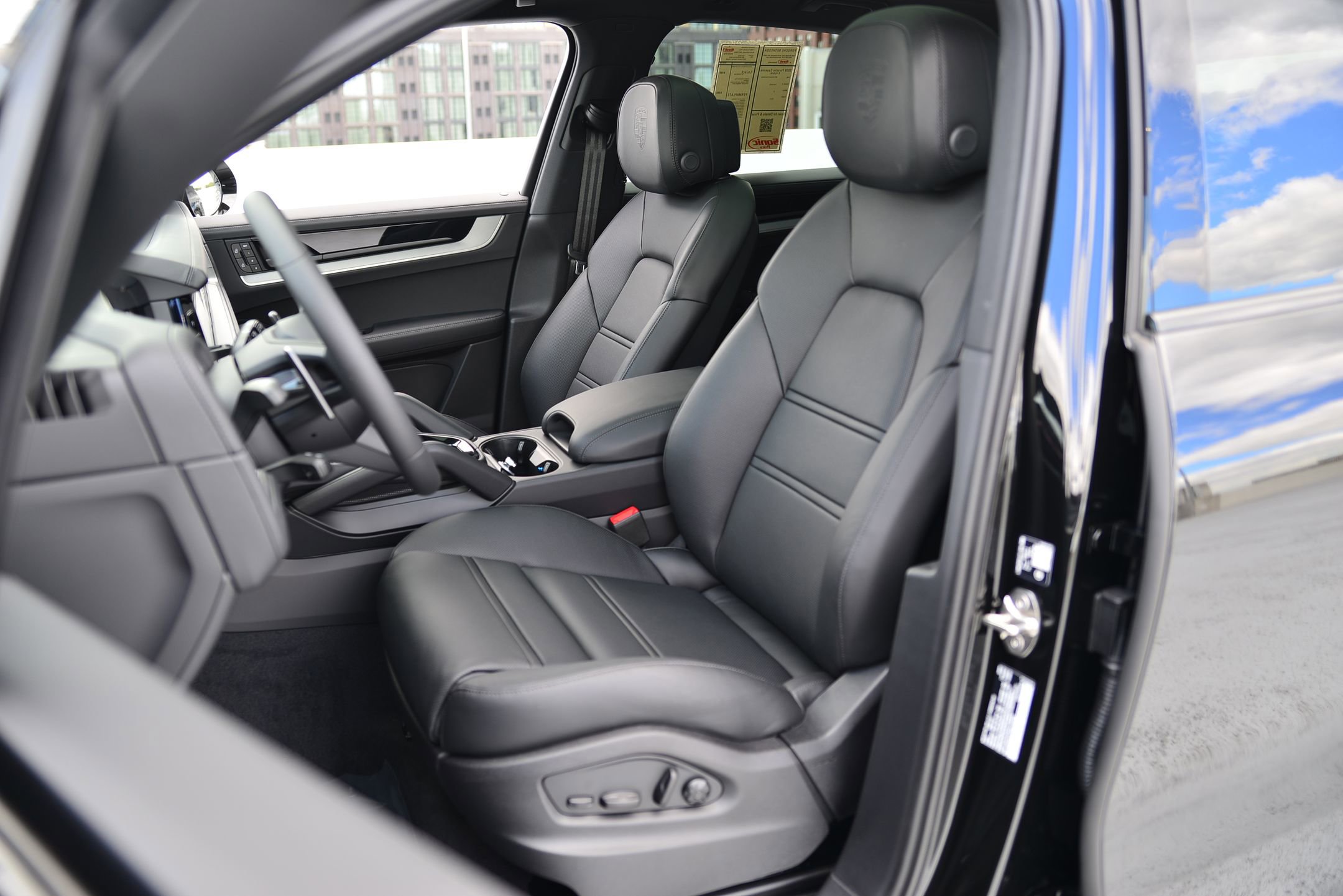 Certified 2026 Porsche Cayenne E-Hybrid image 13