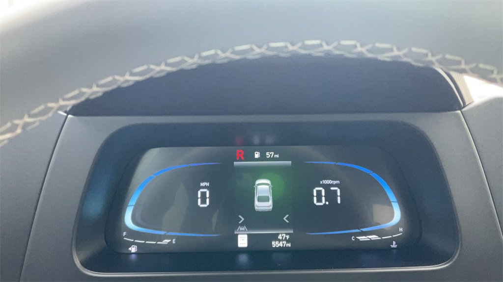 Certified 2025 Hyundai Elantra Sport image 19