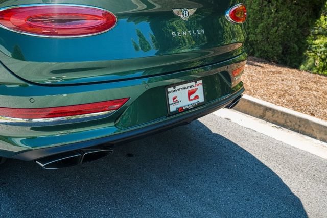 Used 2022 Bentley Bentayga AWD/4WD image 19