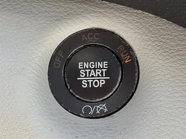 Used 2021 Jeep Cherokee Limited AWD/4WD image 24