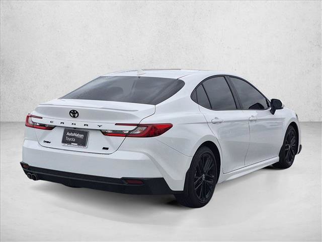 Used 2026 Toyota Camry SE FWD image 5