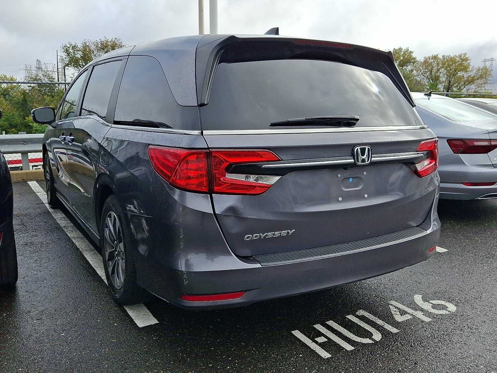 Used 2024 Honda Odyssey EX-L image 3