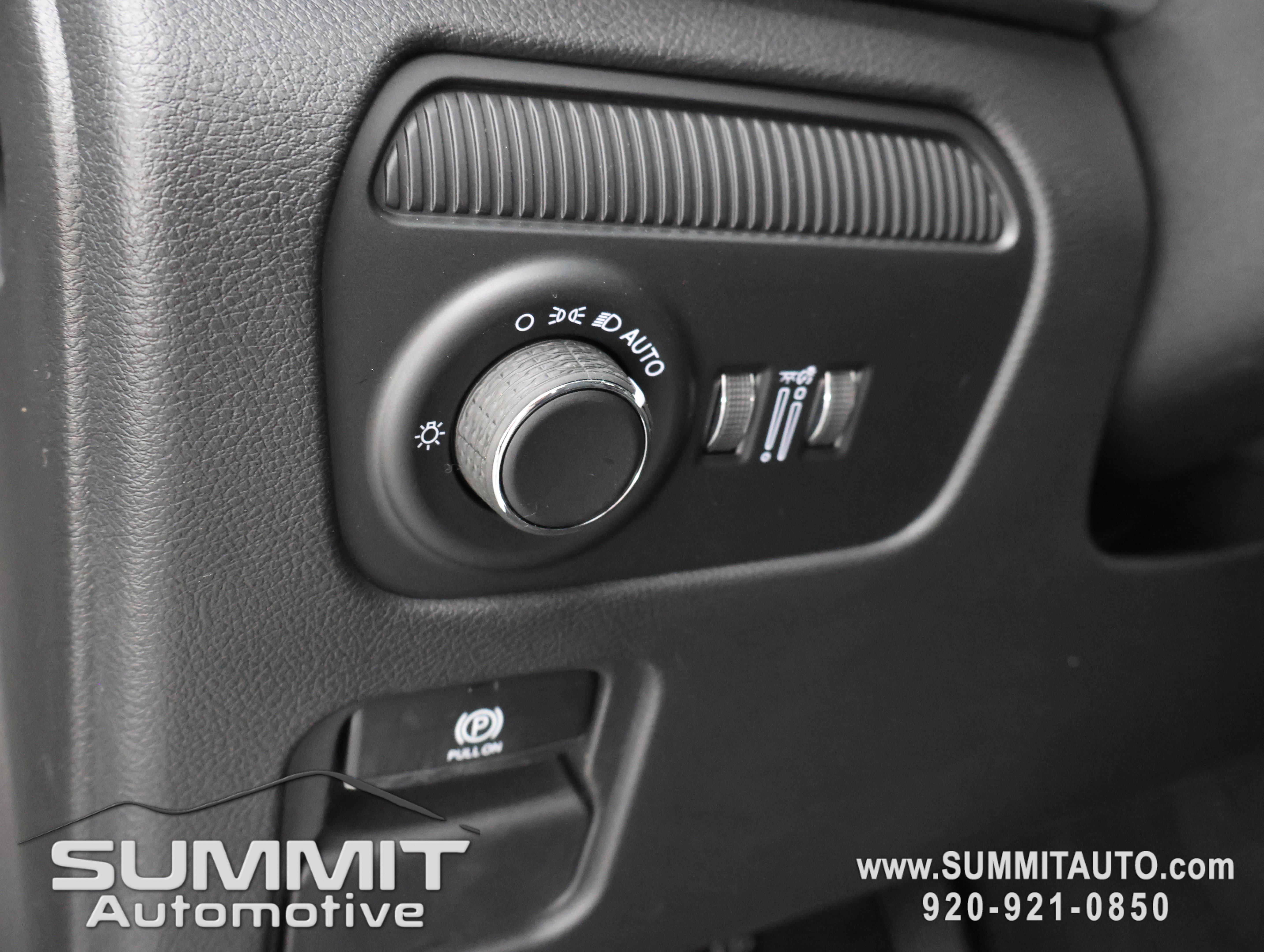 New 2026 Jeep Grand Wagoneer Summit AWD/4WD image 53